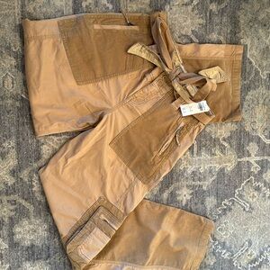 Abercrombie & Fitch Cargo